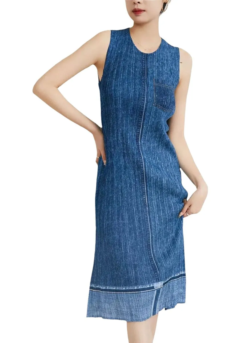 6240024 Sleeveless Denim Printed Pleated Dress