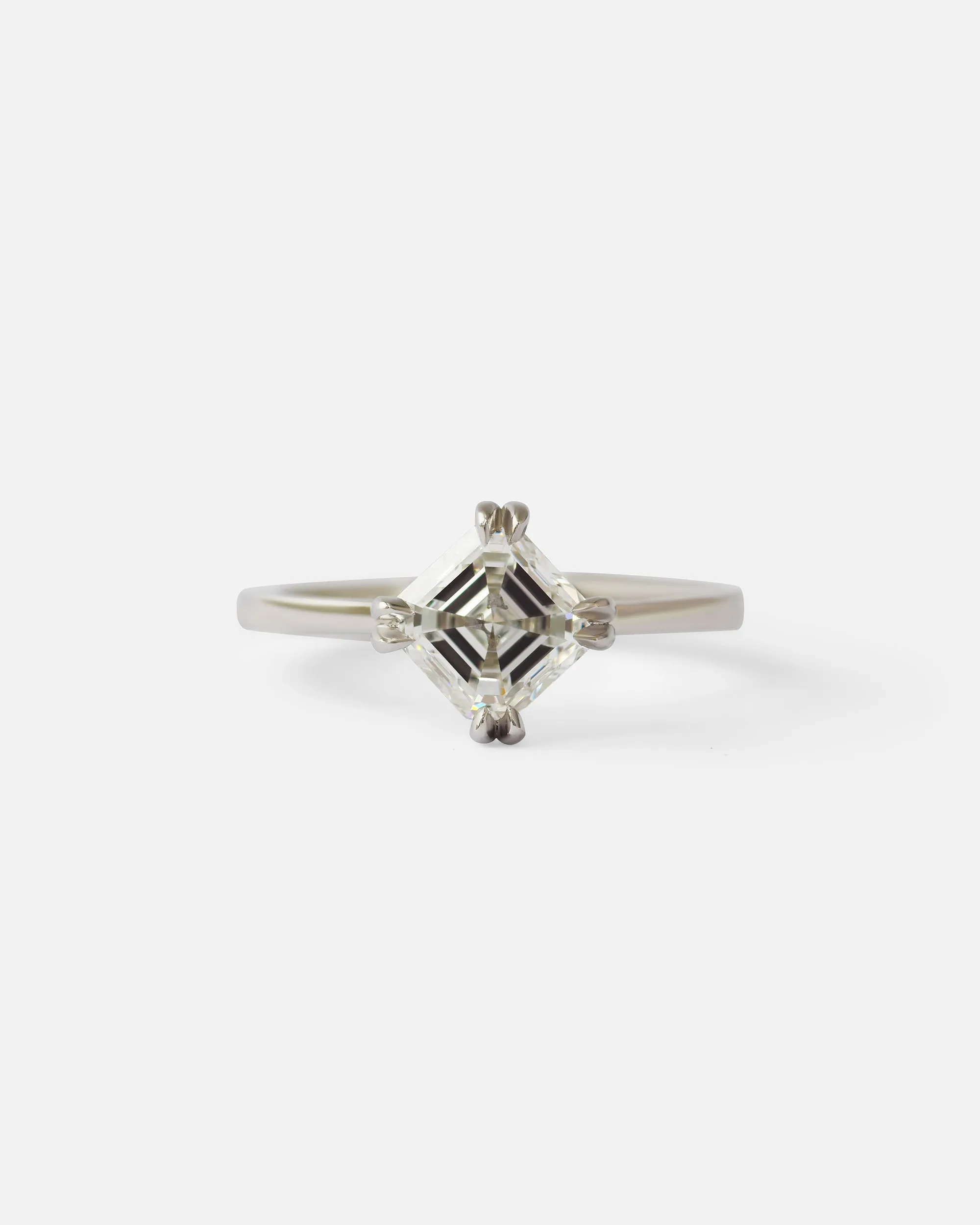 Ash / Asscher Cut Diamond Ring