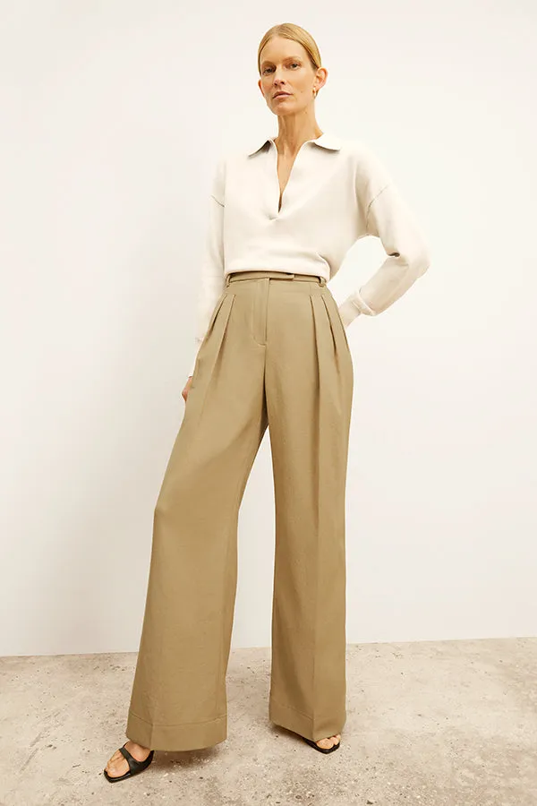 Bia Pleated Trouser - Air Twill :: Macaroon