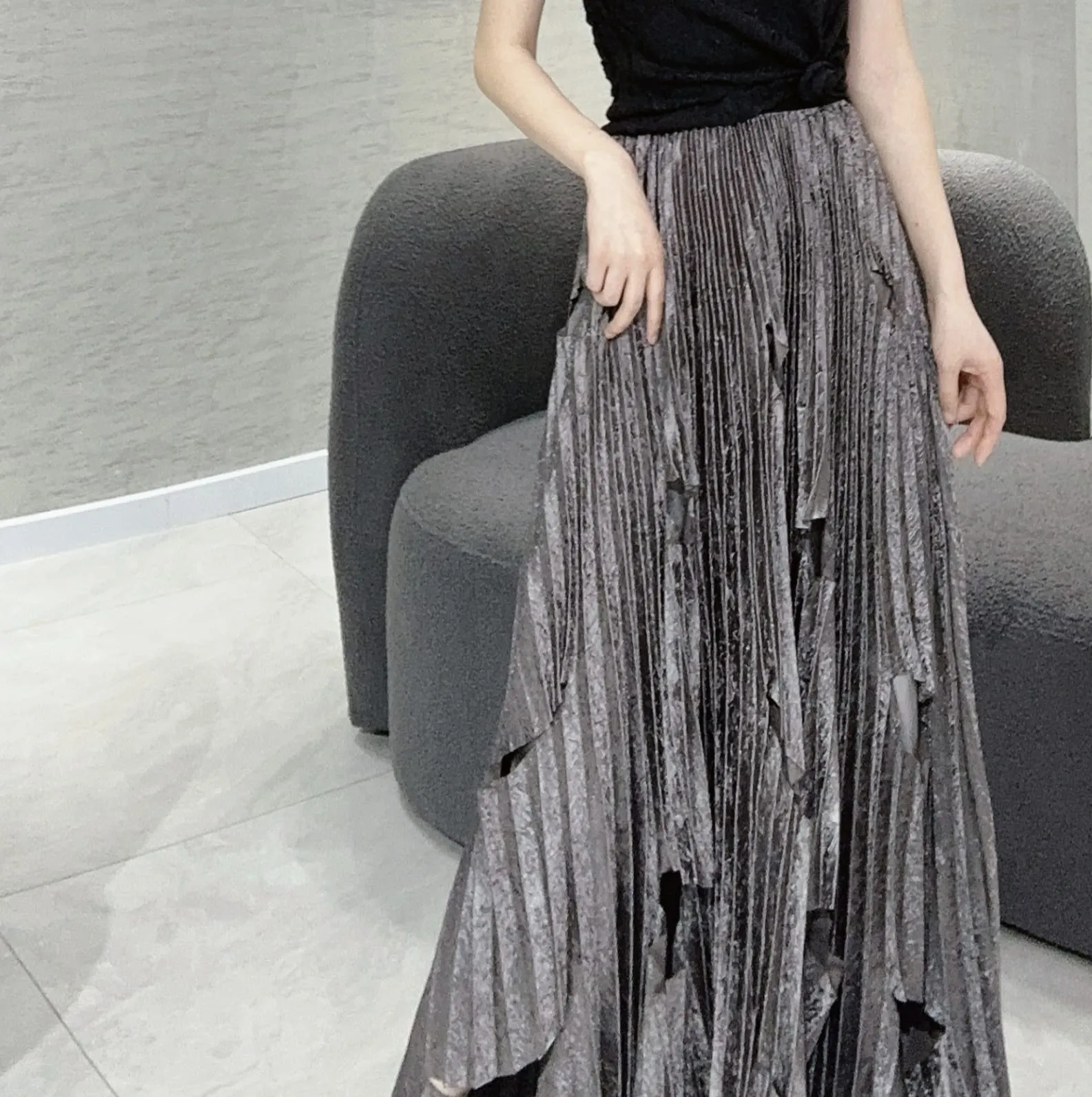 D230017 Wrinkled Pleated Skirt