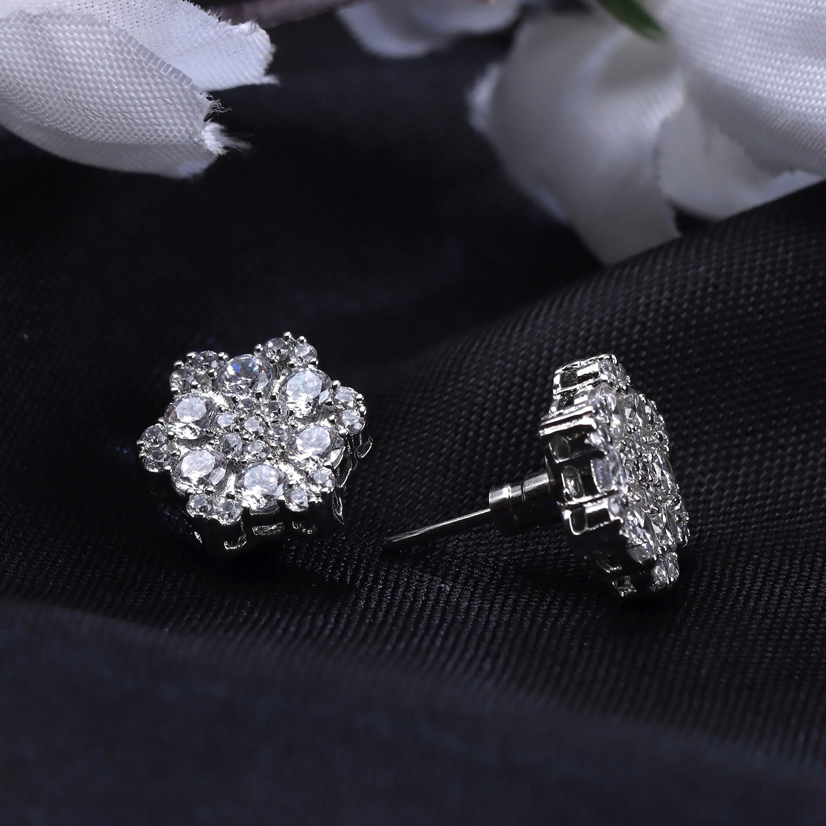 G.Silver Zircon Earrings.