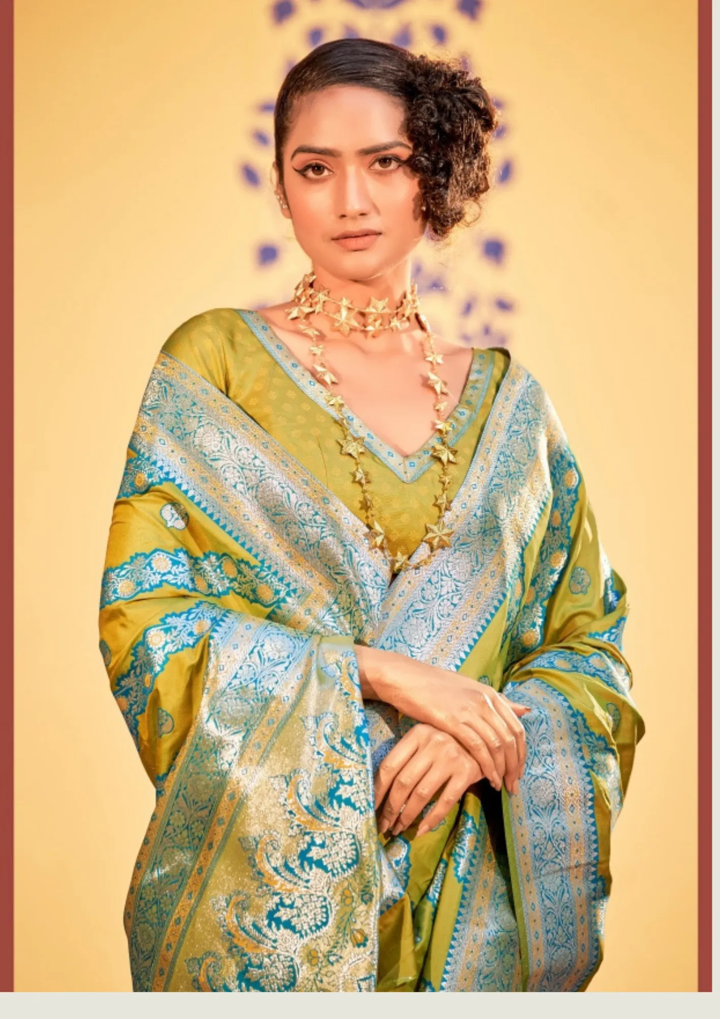 Lovely Green Colored Banarasi Soft Silk Sarees With Printed Work For Women