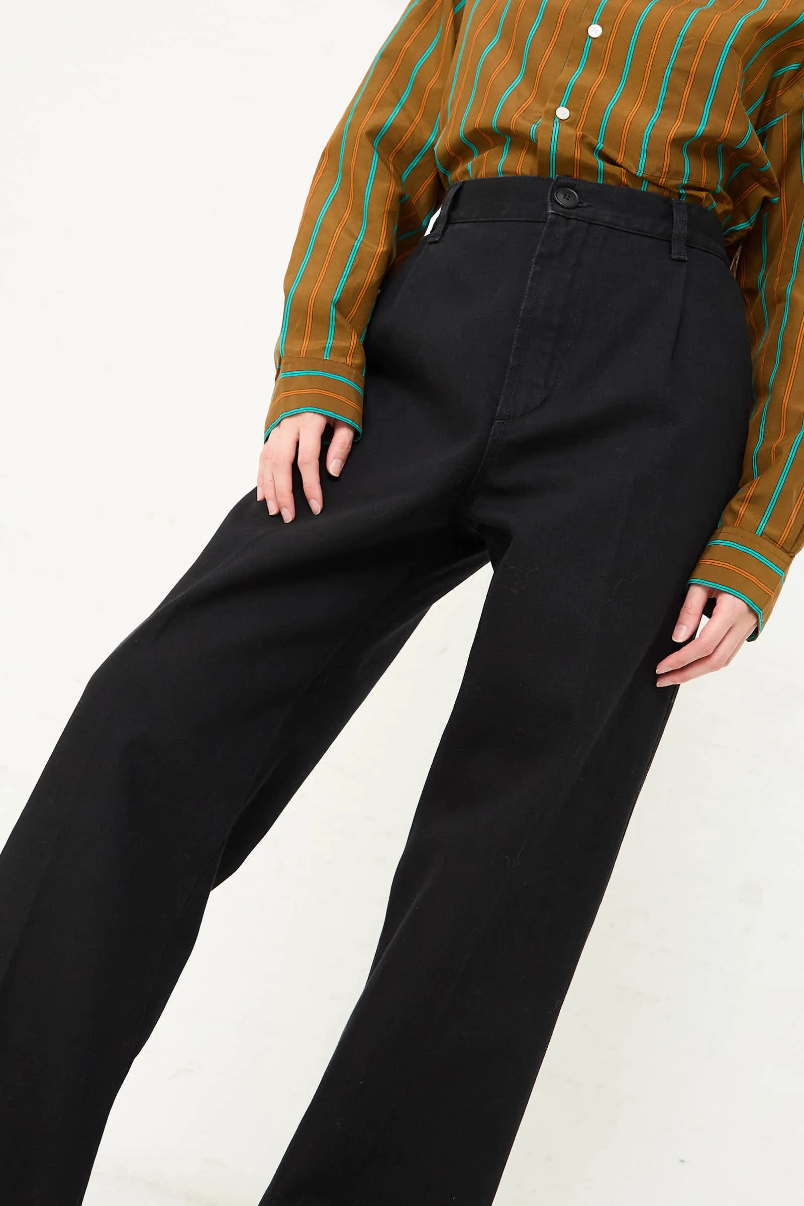 One Wash Denim Pleated Trouser in Black