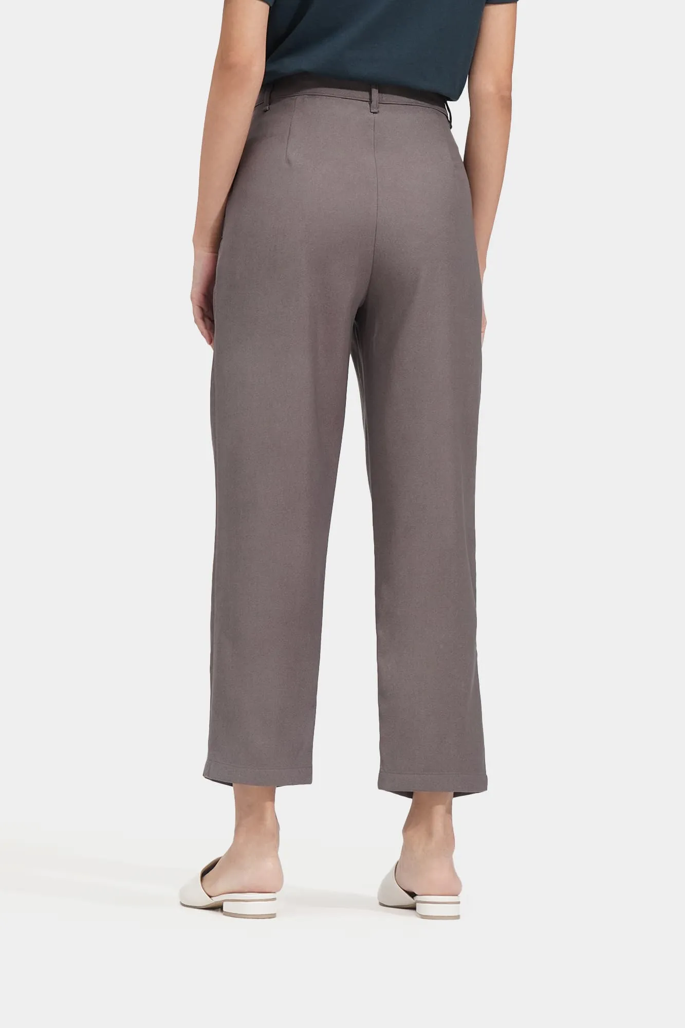 Pleated Tapered Trousers